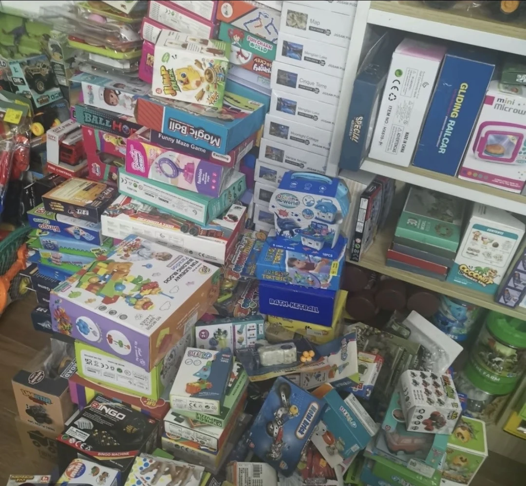 孤品玩具特价,包装瑕疵看好下单,NO退NO换汪汪队