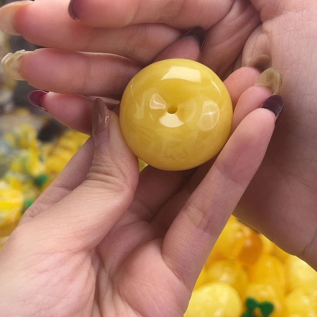裸石琥珀未镶嵌18g扣子