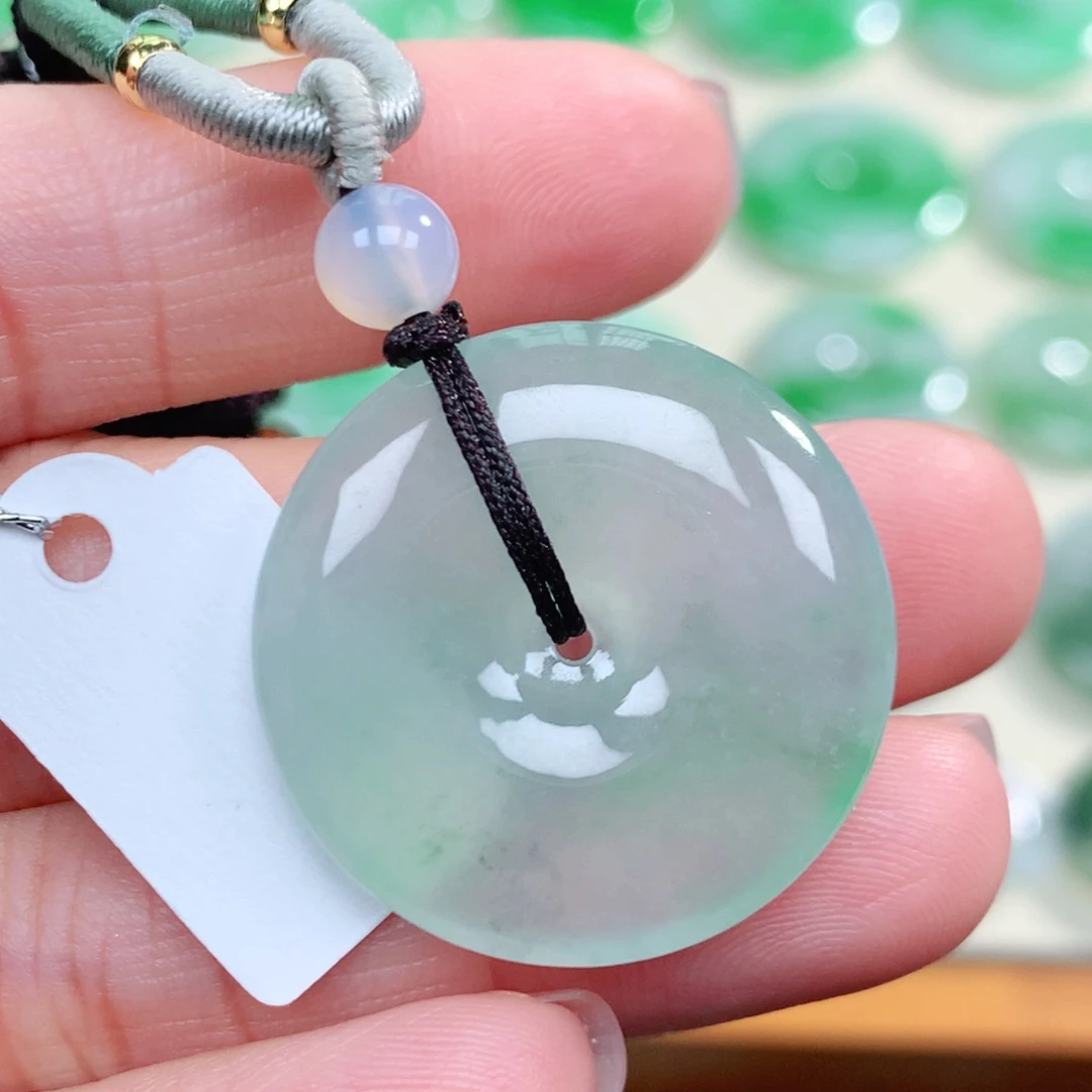 翡翠未镶嵌颈饰27.3-5.5