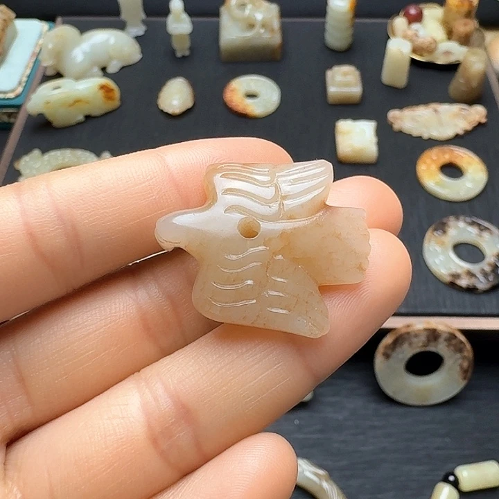 和田玉挂件未镶嵌