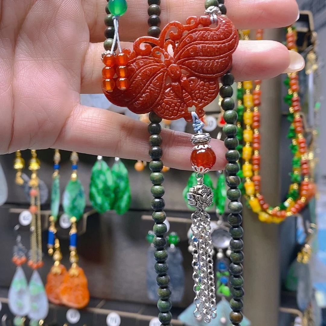 未镶嵌翡翠耳饰翡翠