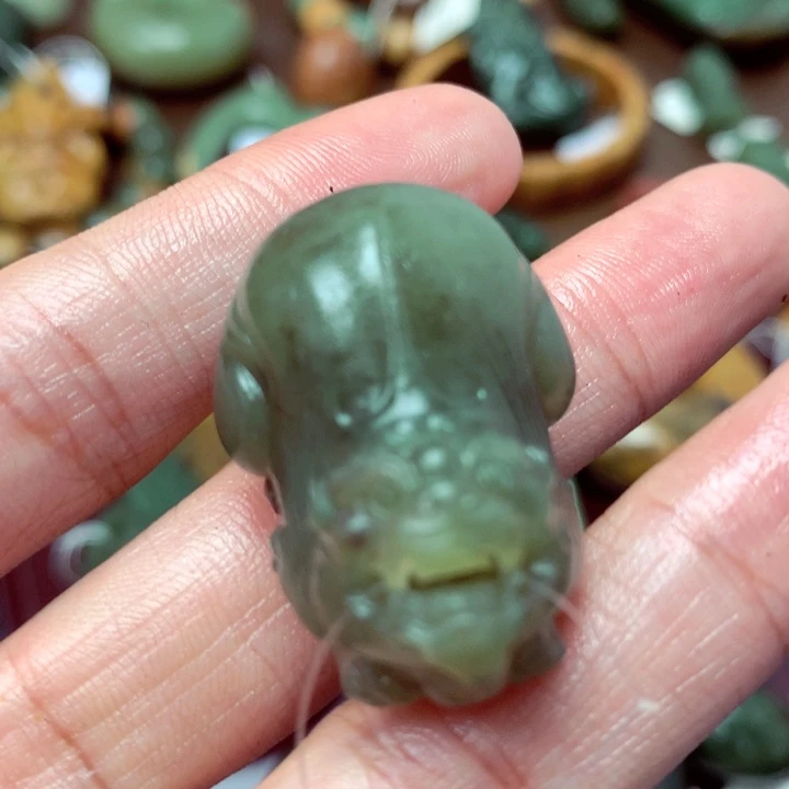 和田玉未镶嵌珠宝奇石