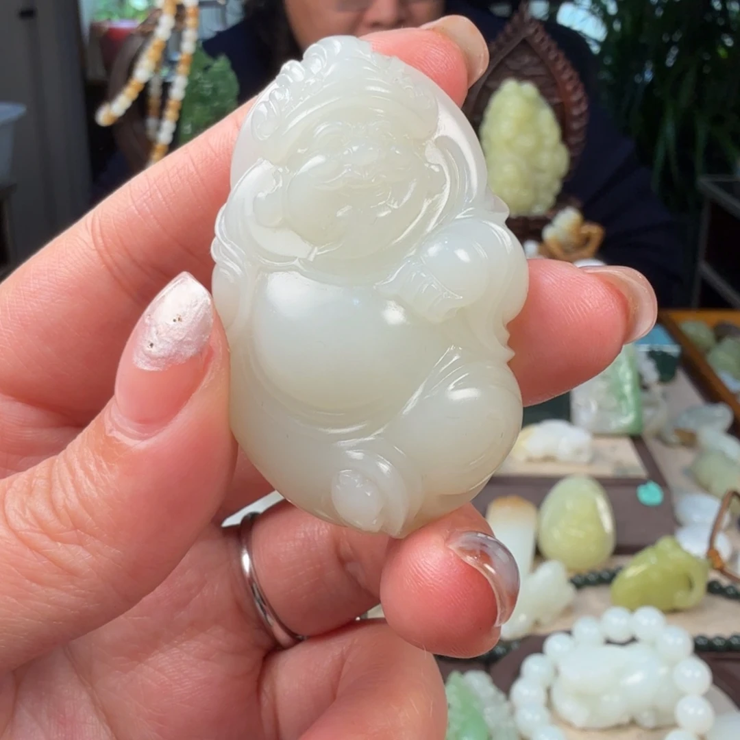 流****和田玉未镶嵌颈饰