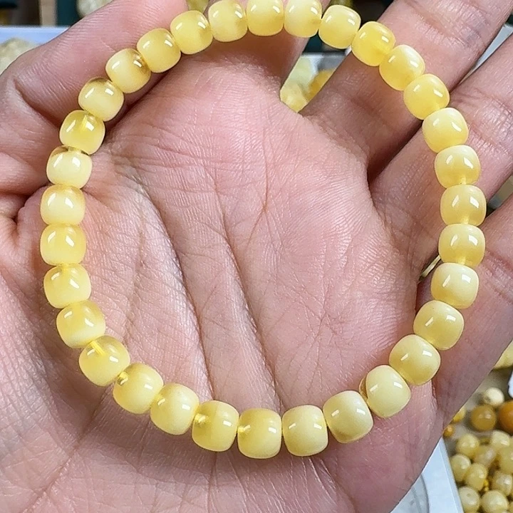 蜜蜡珠宝奇石未镶嵌