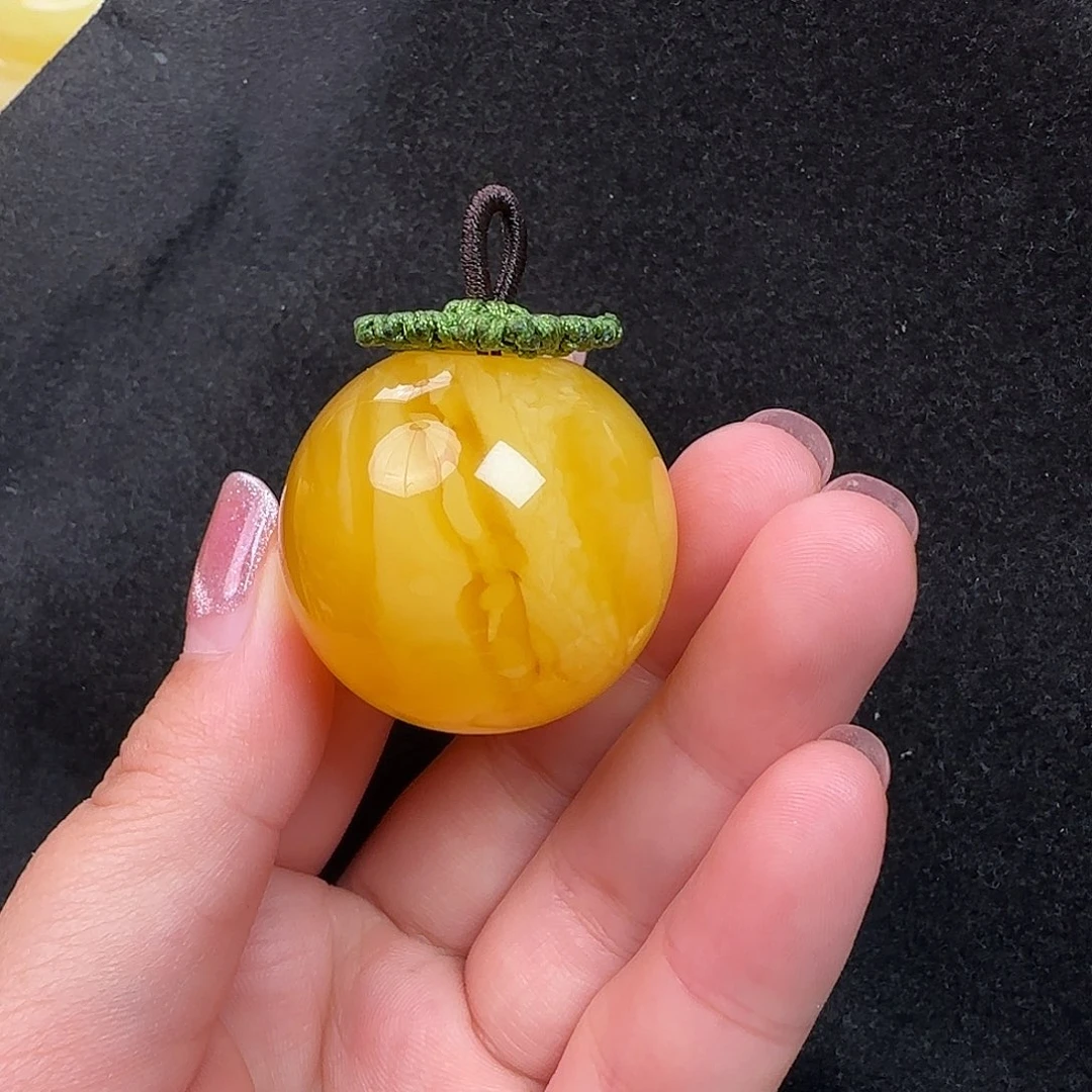 蜜蜡未镶嵌珠宝奇石