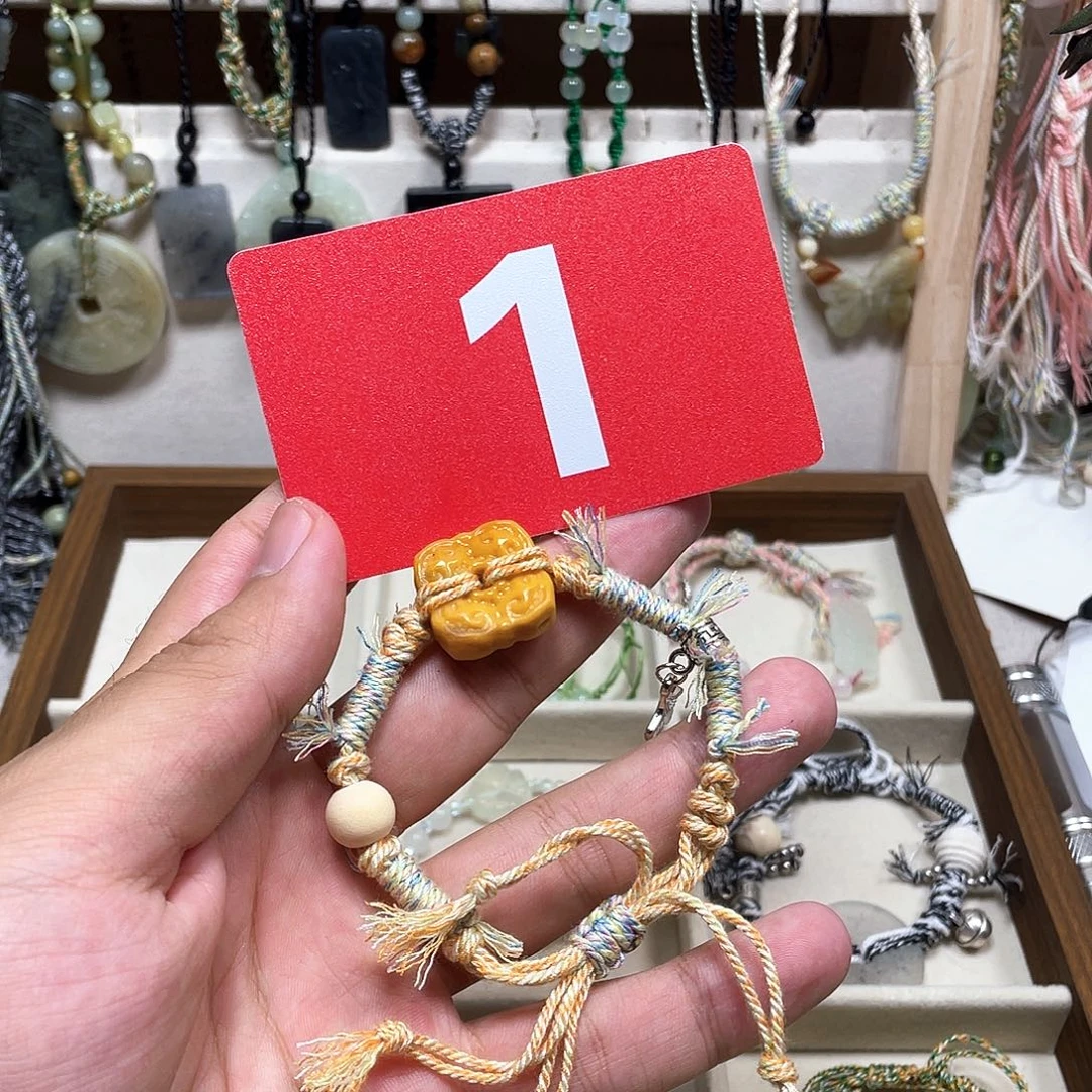 合金蛇纹石玉颈饰