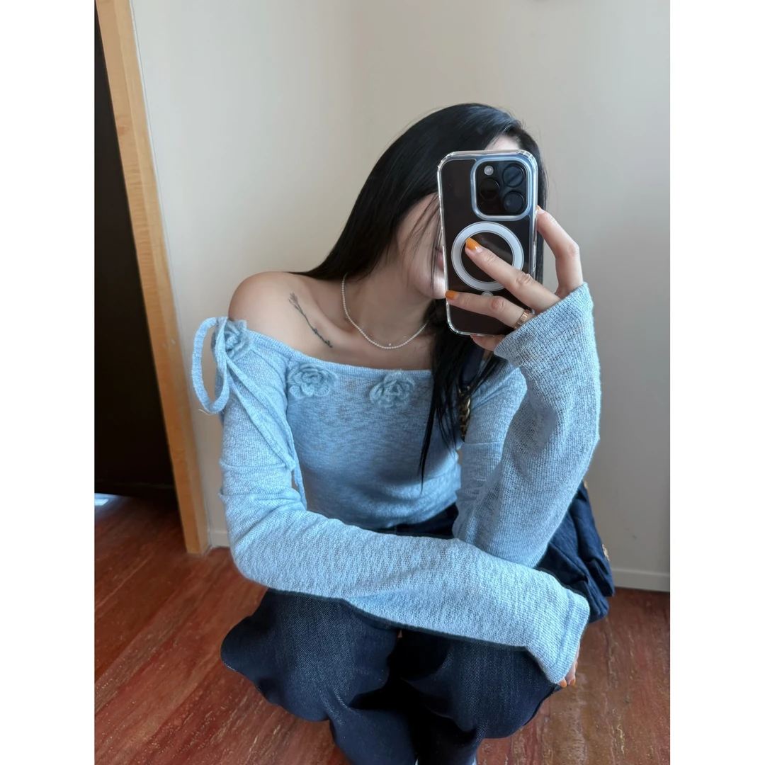 70不是七十【柔蓝微吟】初秋镂空针织斜肩棉纱花朵休闲长袖针织杉