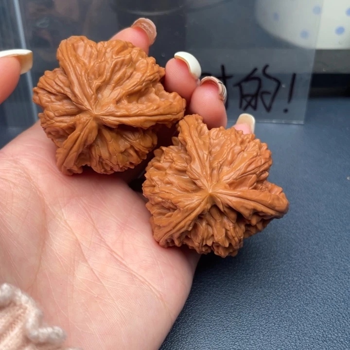 ＂***ˉ吊坠文玩核桃白狮子