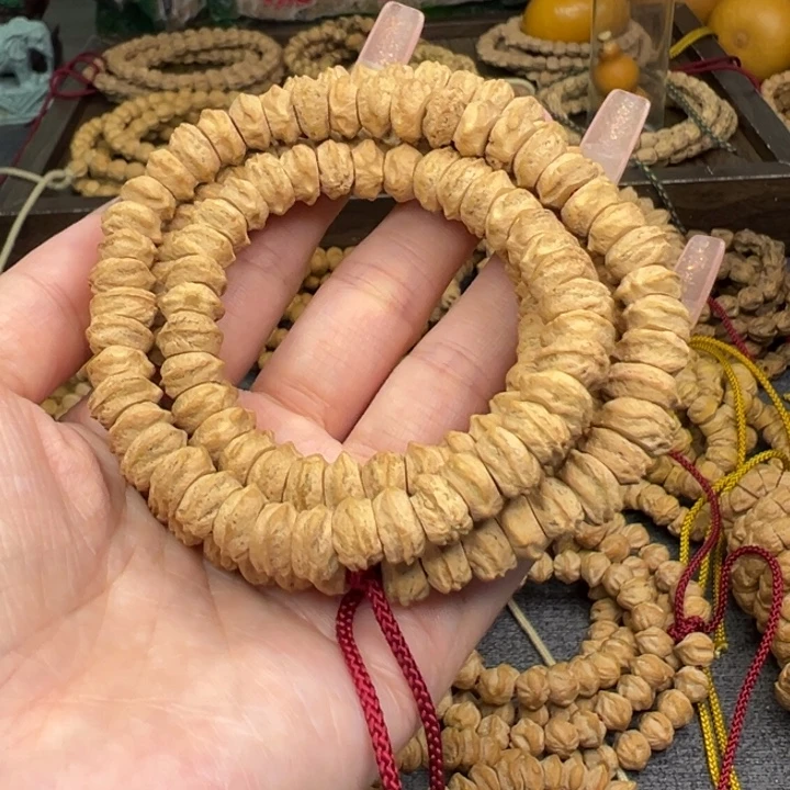 农***城柏香籽/百香籽吊坠