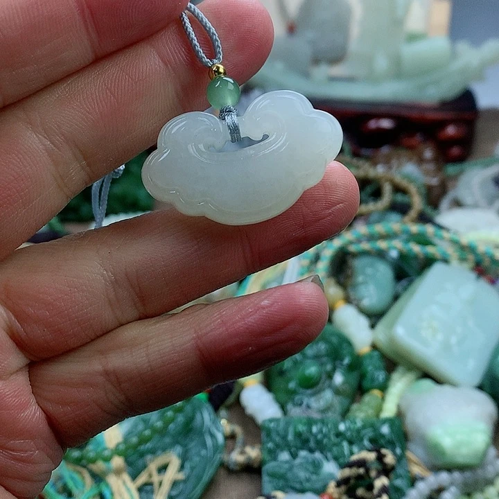 未镶嵌和田玉挂件