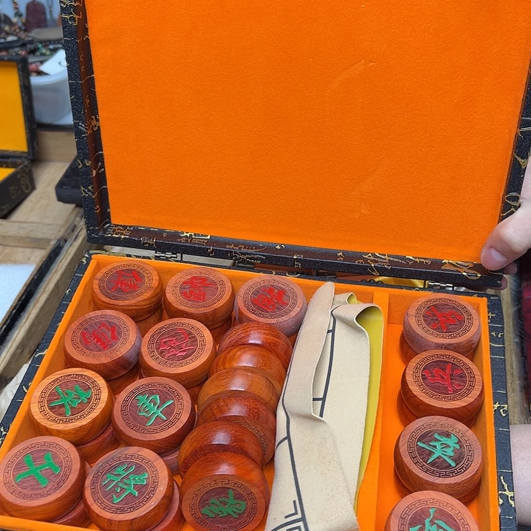 大叶紫檀（黑酸枝木类）