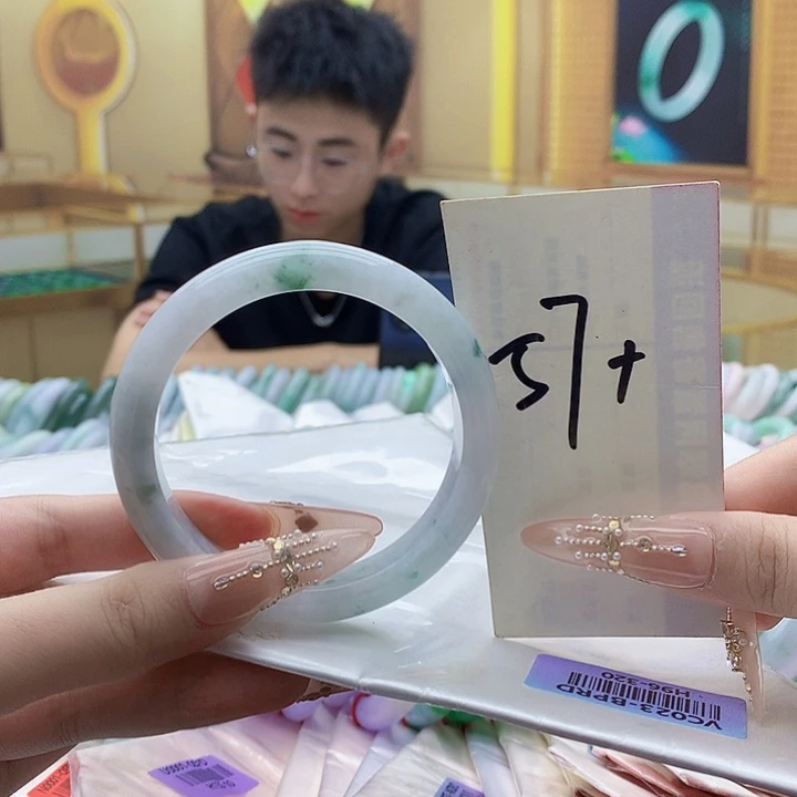 未镶嵌手镯翡翠nn