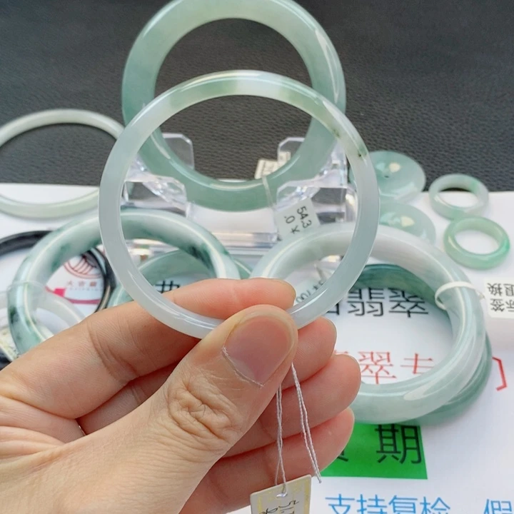 翡翠未镶嵌手镯小叮当手镯51-52圈口