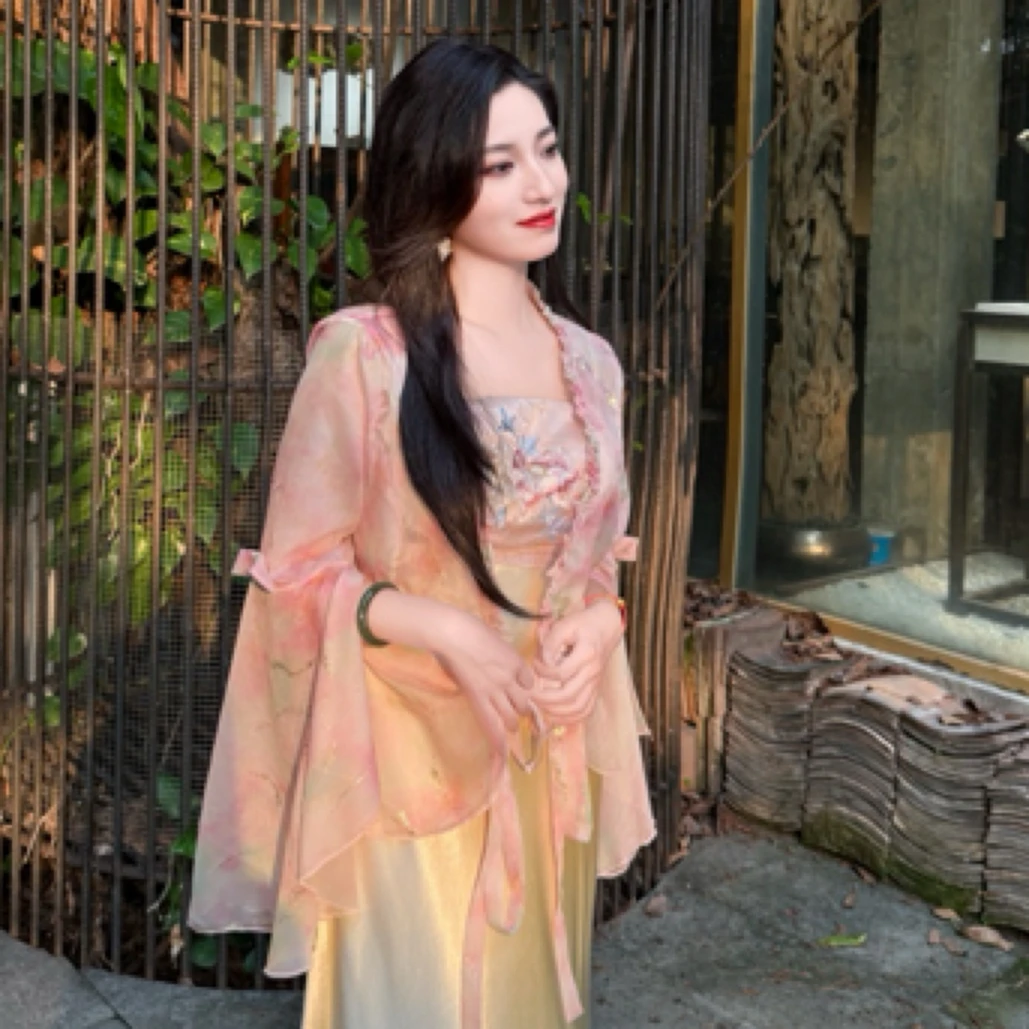 青闺令出水芙蓉2025年春款暗纹刺绣新中式国风吊带裙透气防晒开衫