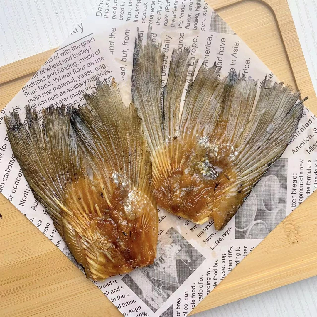 [全场满4件包邮]宠物磨牙烘干三文鱼尾 补充鱼油支