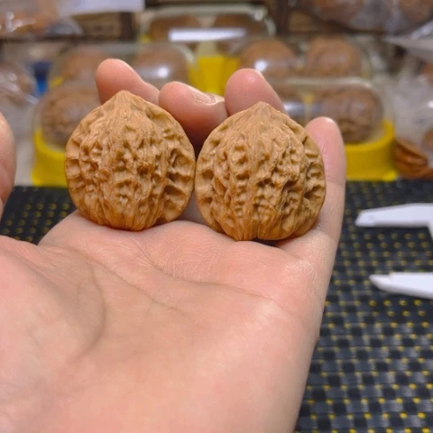 文玩核桃吊坠京公子