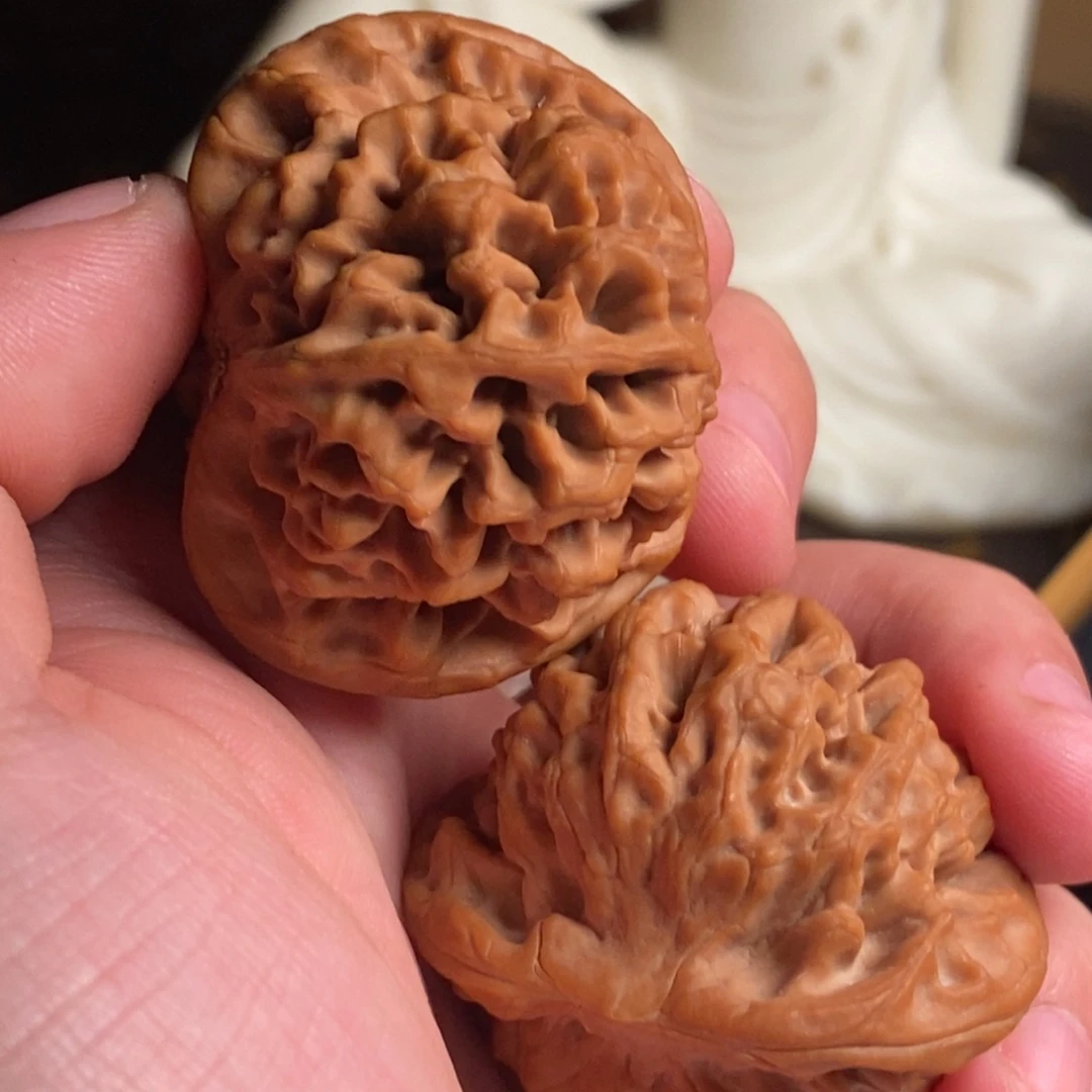 职***玩文玩核桃吊坠核为贵