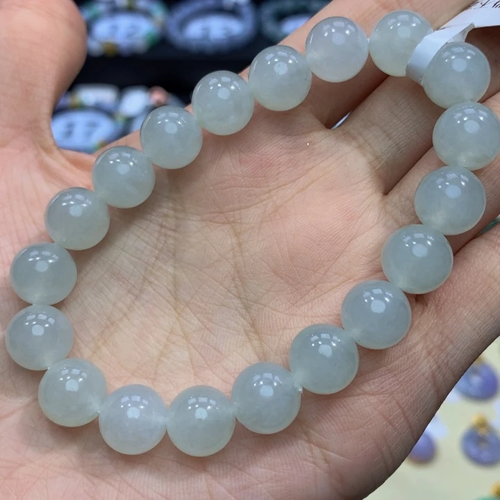 翡翠手链未镶嵌翡翠