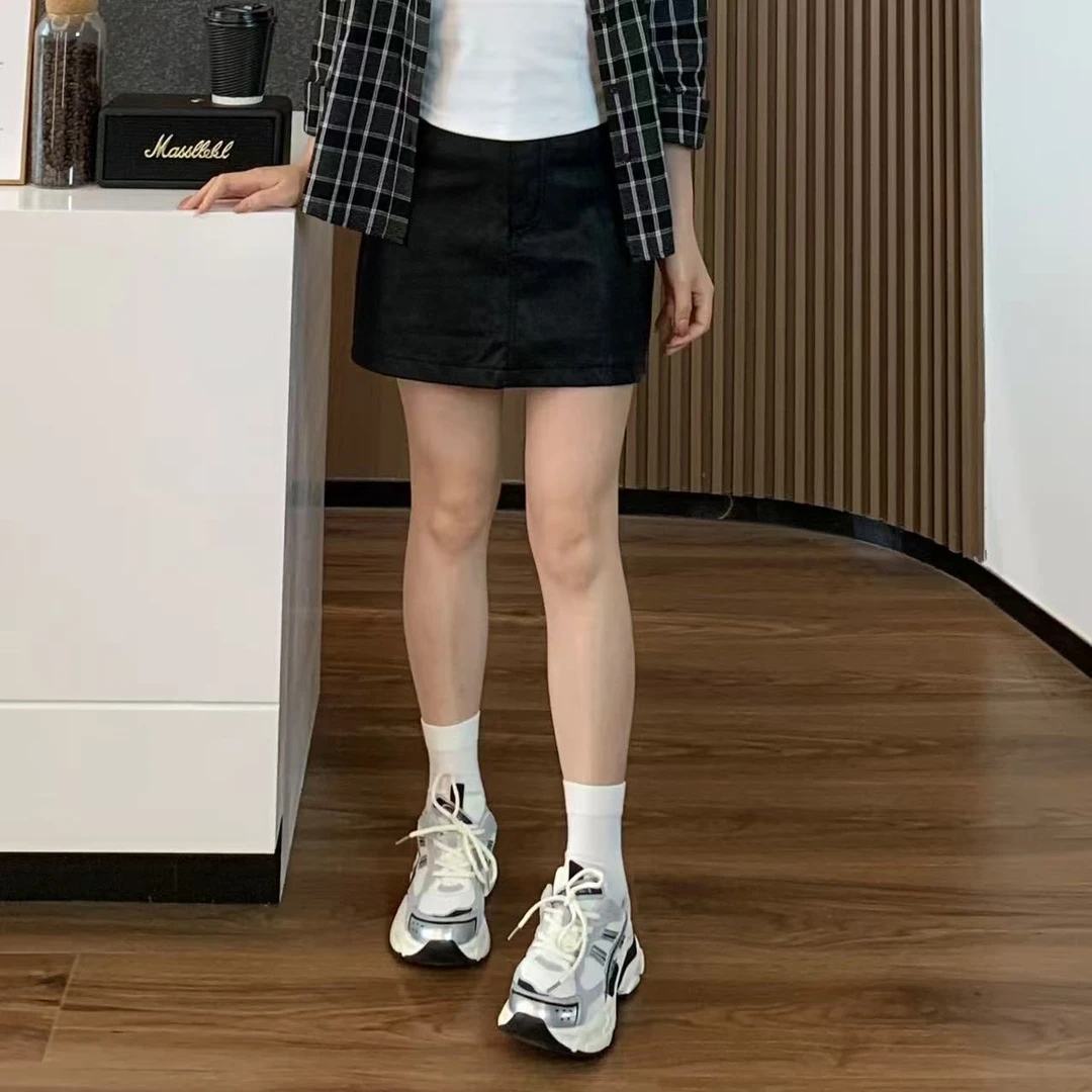 小羽酱小个子定制春季复古百搭半身裙显瘦高腰爆裂纹皮裙小短裙