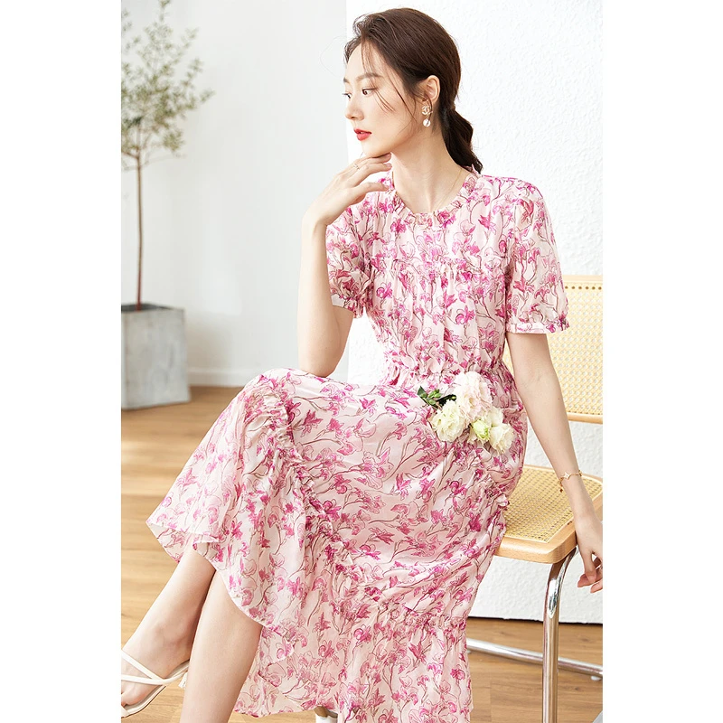 *梵希蔓淑女碎花缩褶设计圆领遮肉A型蛋糕裙M7760