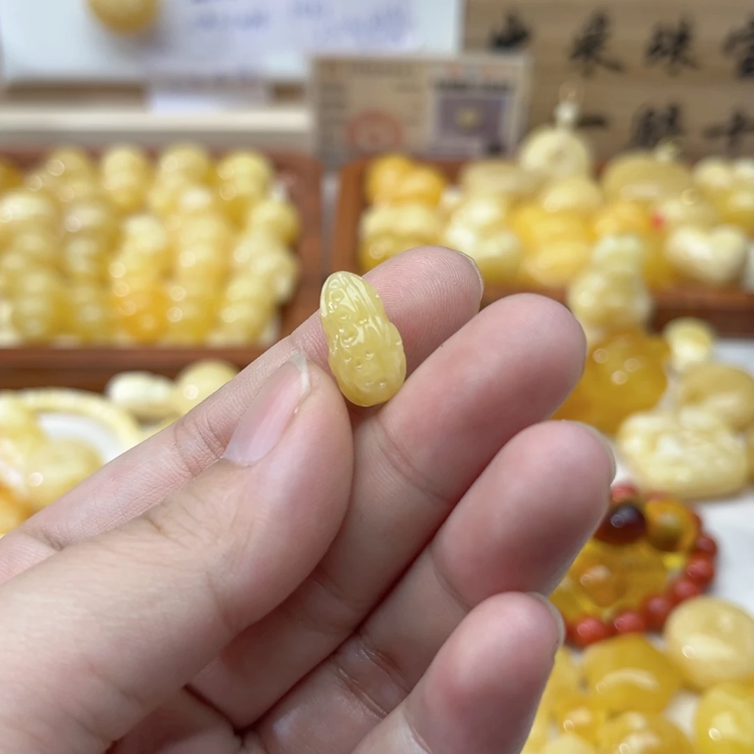 裸石蜜蜡未镶嵌天然