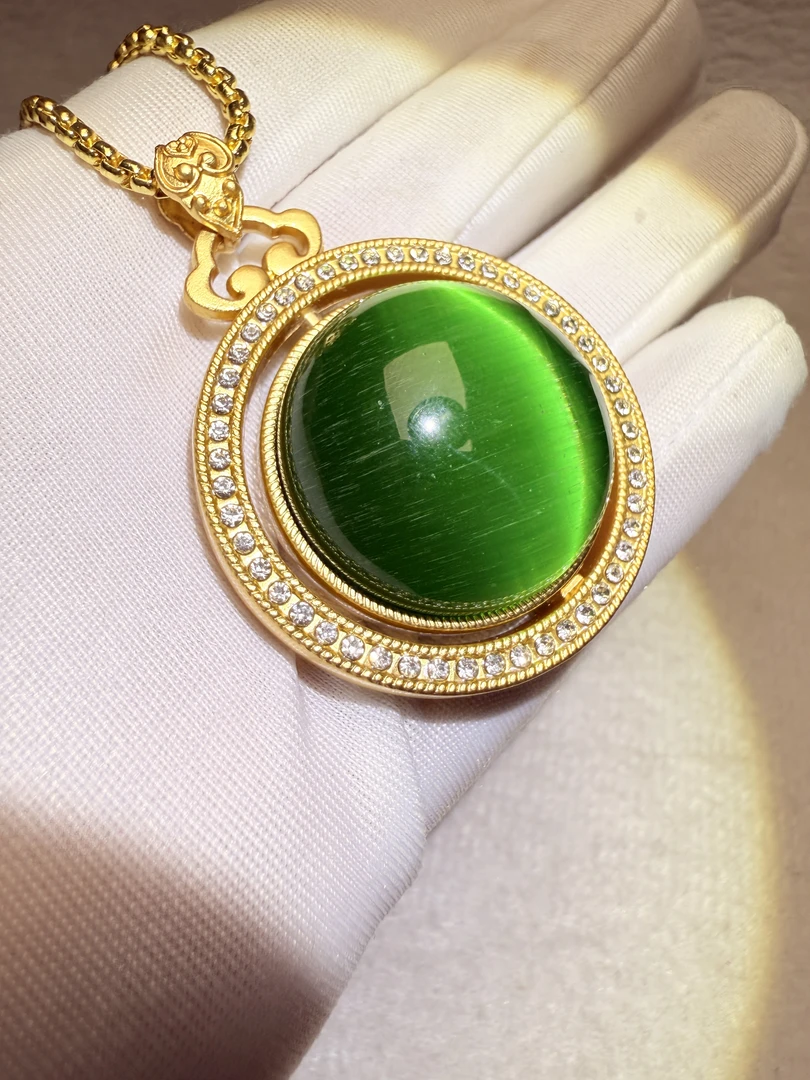 Z151-轻奢收藏级绿色旋转佛公吊坠多样性发一