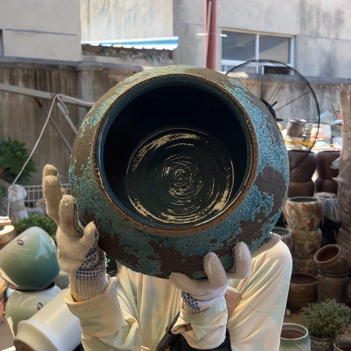 无孔 高19 口19。