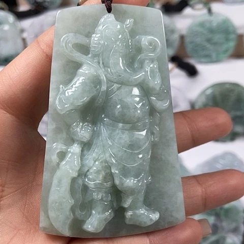 翡翠颈饰未镶嵌关二爷福利