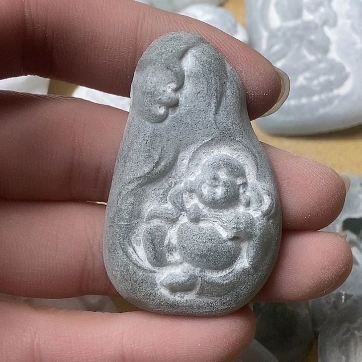 定制翡翠未镶嵌翡翠