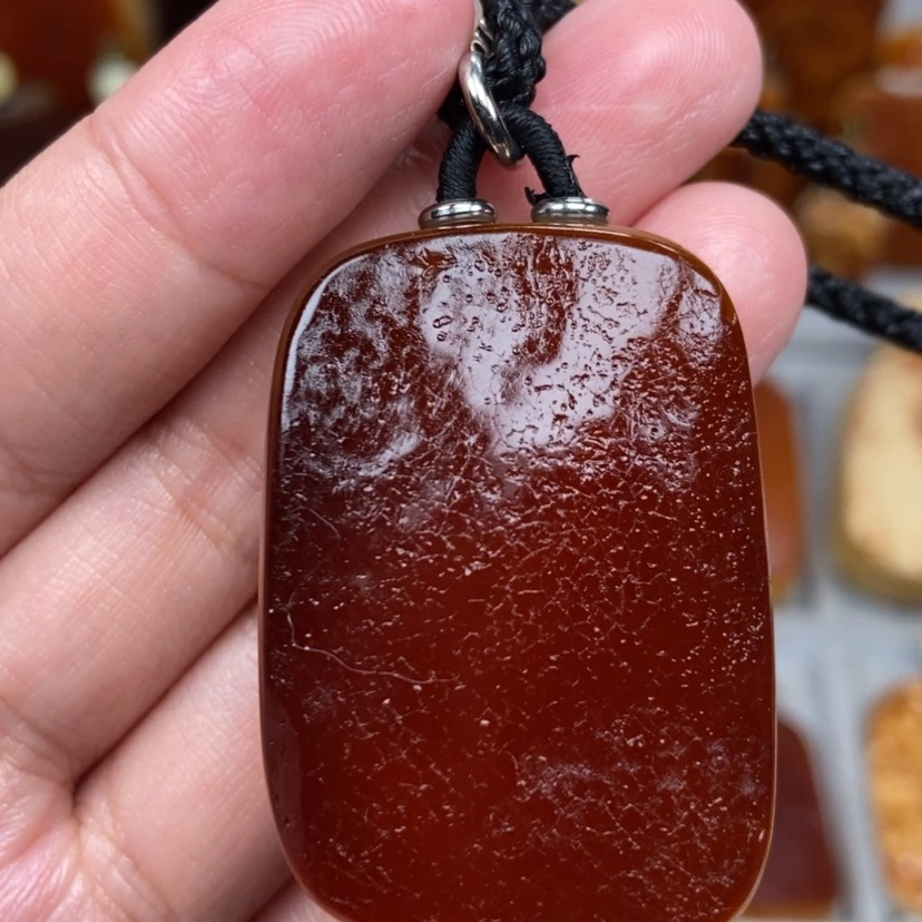 【闪购商品】未镶嵌吊坠(赠链)琥珀