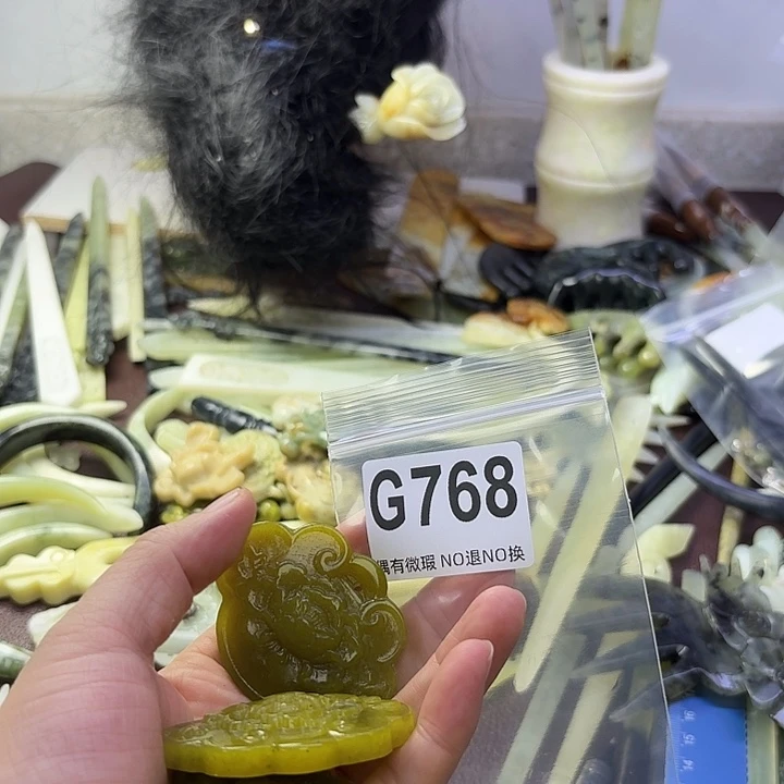用***8蛇纹石玉合金发饰