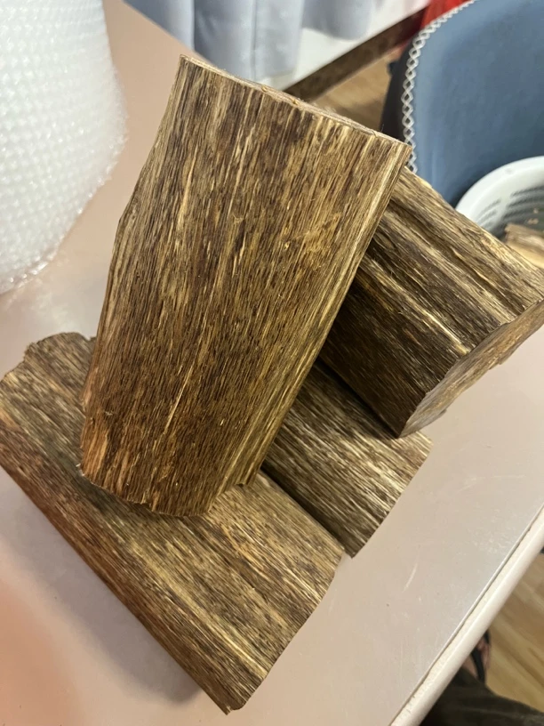 熏香料原材料散发花果香甜凉香味的独特香料