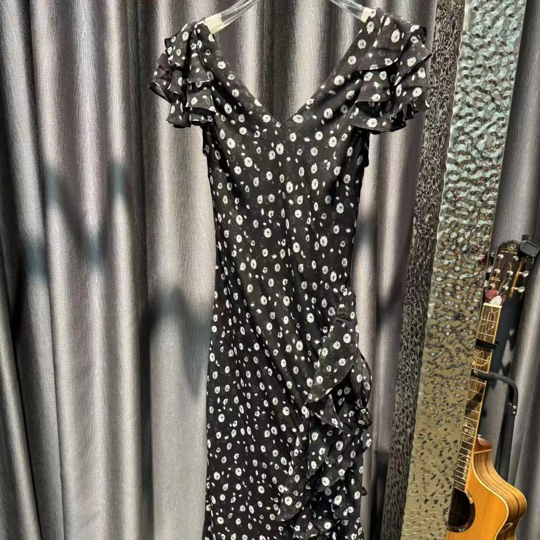 【一一专属】2025夏季新款法式高定黑色波浪花短袖连衣裙