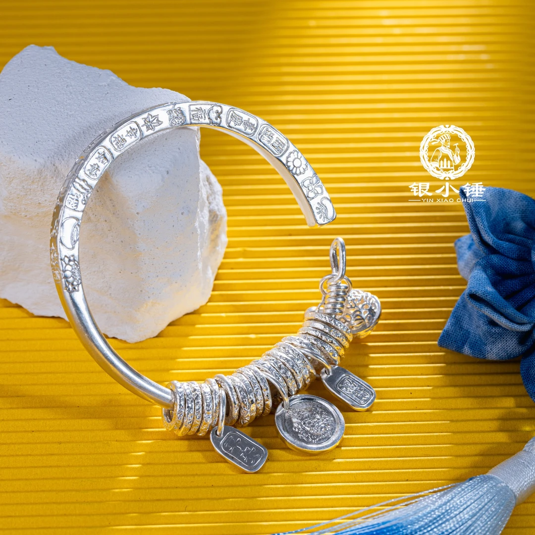足银手镯 吉言盘缠 大理银小锤古法手工百搭999足银手镯/可定制