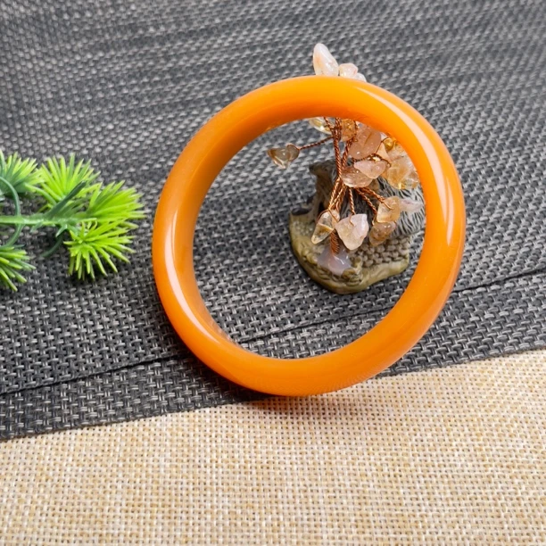 典藏爆款轻奢风田手镯多样性发一件