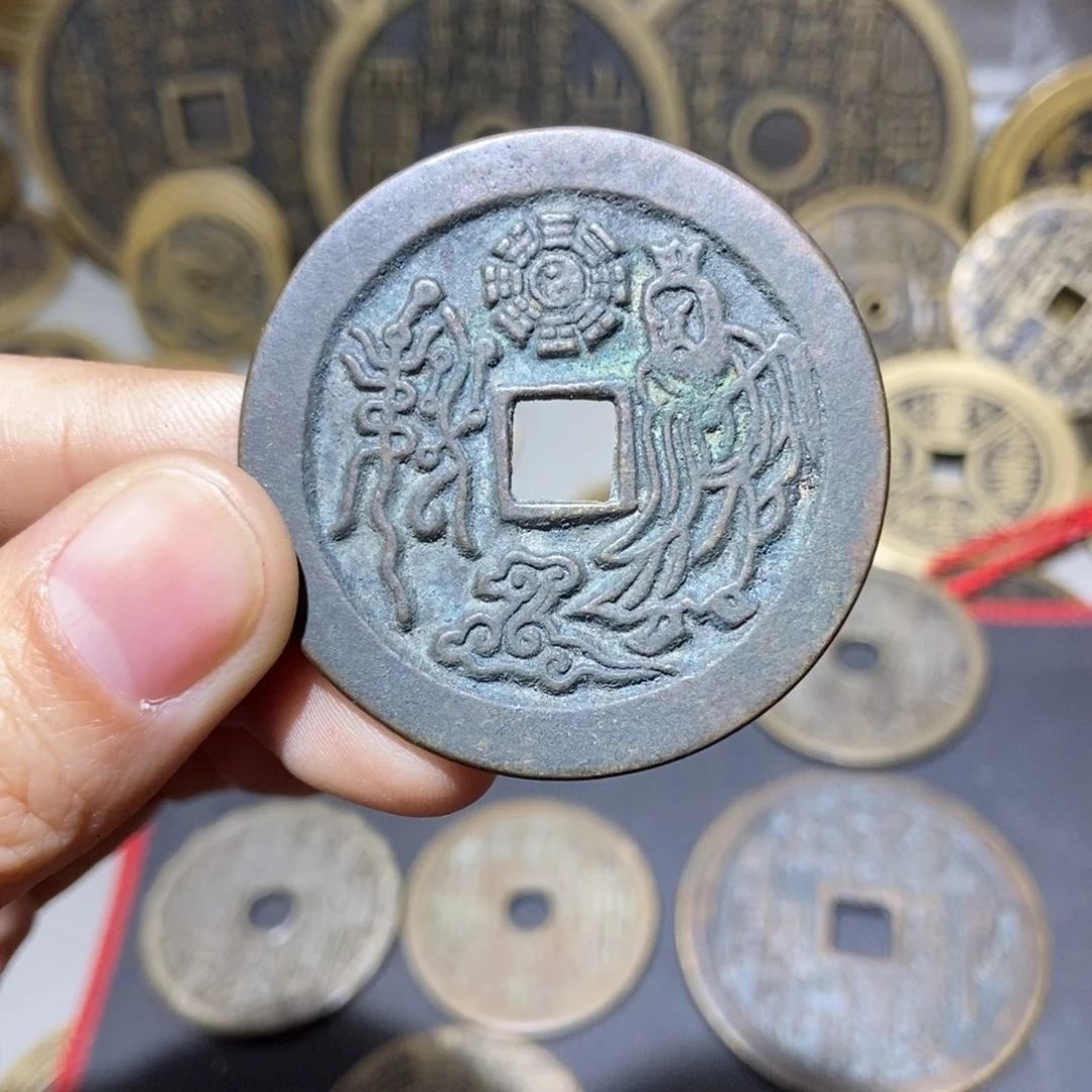 凌***月铜一物一拍工艺品