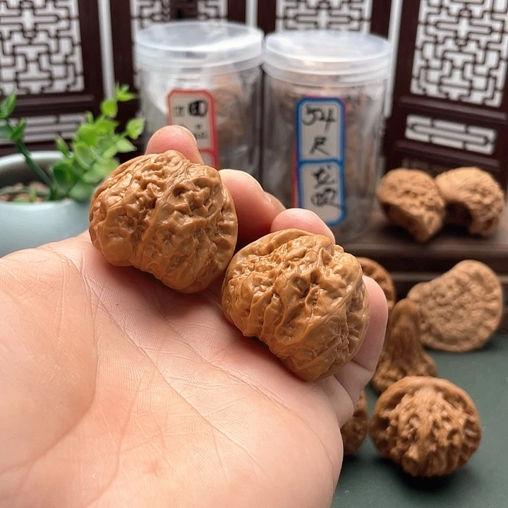 文玩核桃吊坠蛤蟆