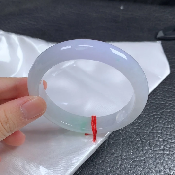 翡翠未镶嵌手镯