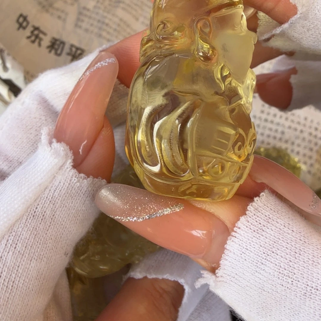 未镶嵌水晶大型摆件（非配饰）嘉**