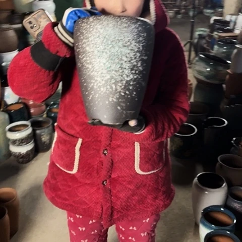 口18高29，瑕疵盆子