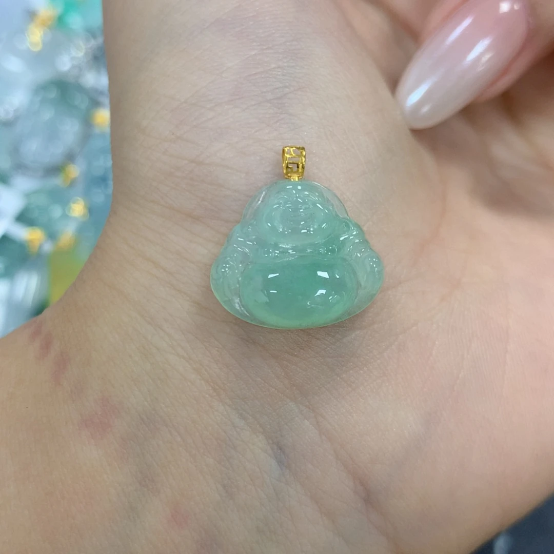 颈饰18K金镶嵌翡翠