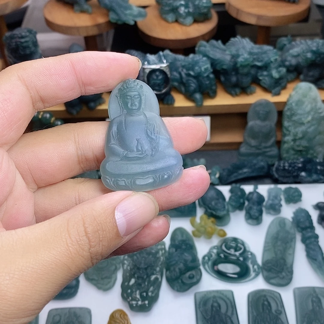 定制翡翠未镶嵌观音