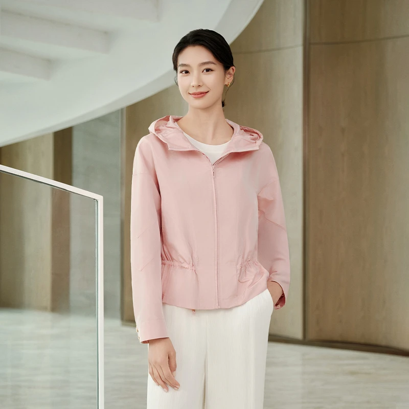 EP雅莹高端系列 时尚粉色连帽桑蚕丝收腰外套 2025春装新款1206A