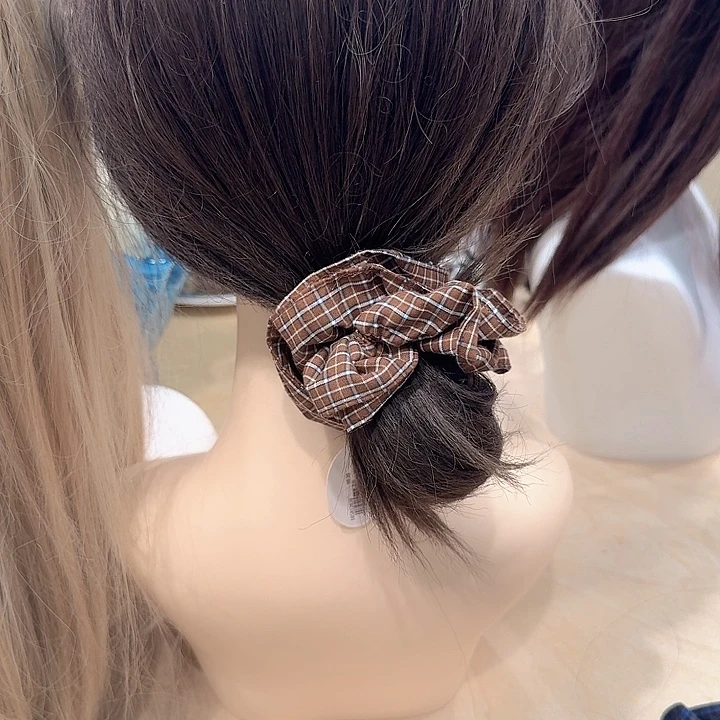 布艺非金属棕橘色格子小肠