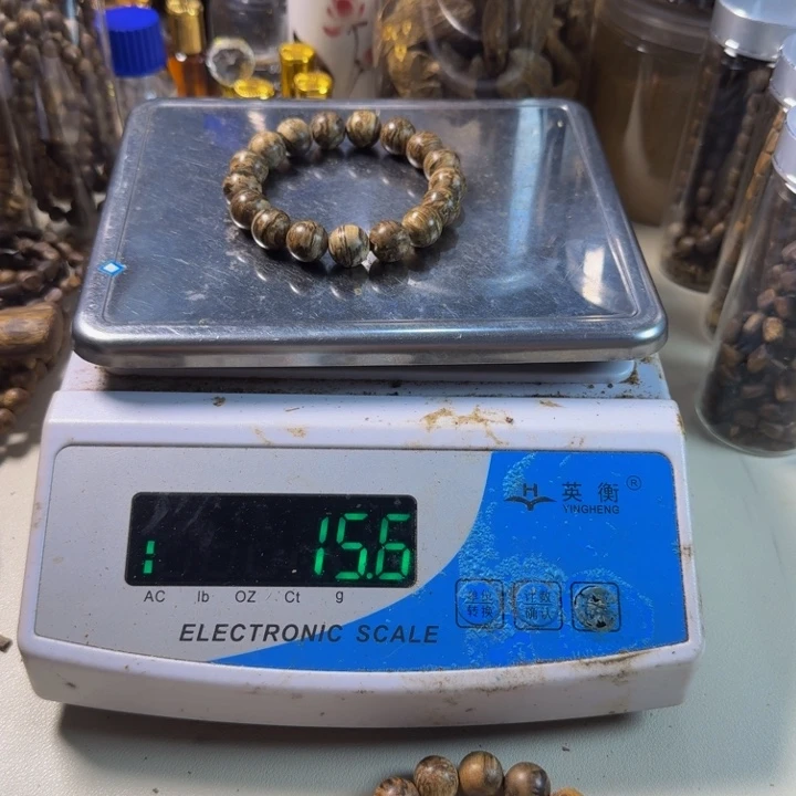 沉香碎屑沉香?***。达拉干1.3圆珠