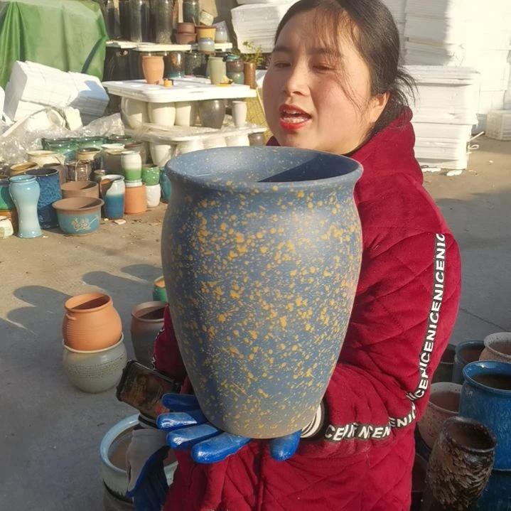 红陶口20高29瑕疵