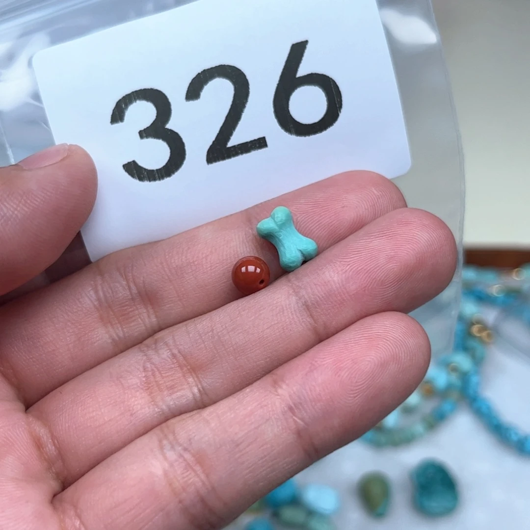 南红玛瑙未镶嵌珠宝奇石