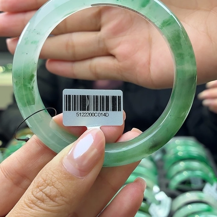 石英质玉未镶嵌颈饰54圈可