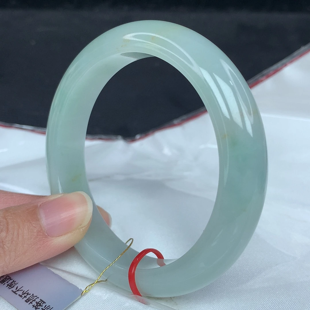 翡翠手镯未镶嵌59圈4016