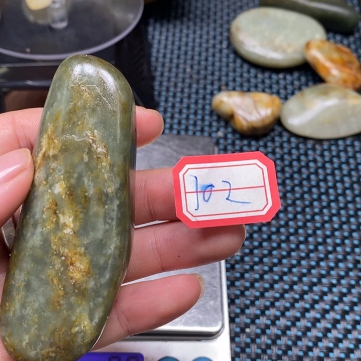 未镶嵌和田玉把件102
